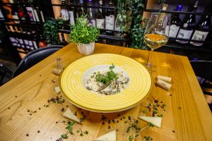 Vita Stroganoff cu risotto